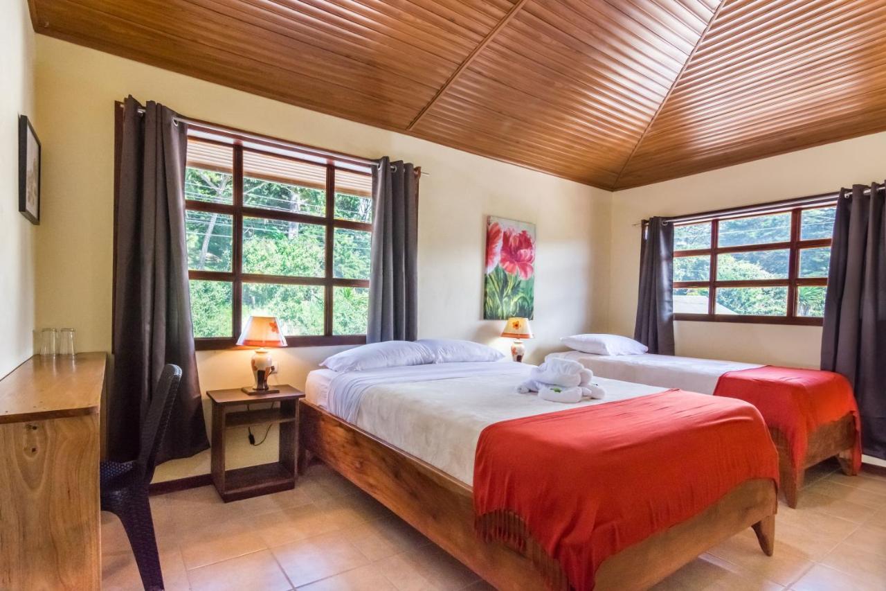 Hotel Casa Madonna Monteverde Bagian luar foto