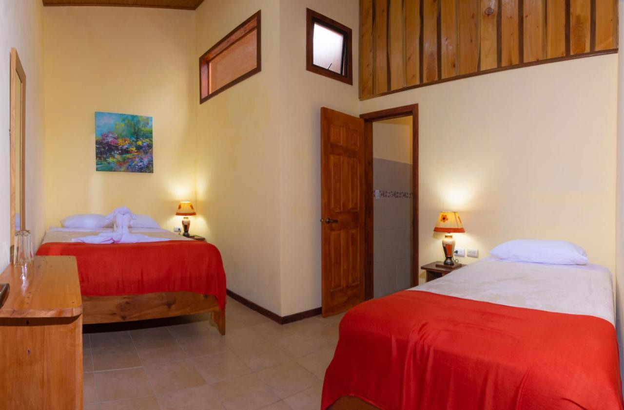 Hotel Casa Madonna Monteverde Bagian luar foto