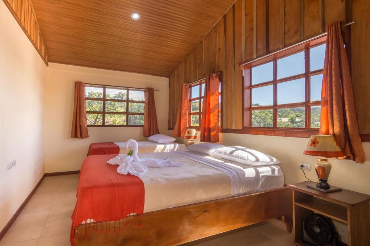 Hotel Casa Madonna Monteverde Bagian luar foto