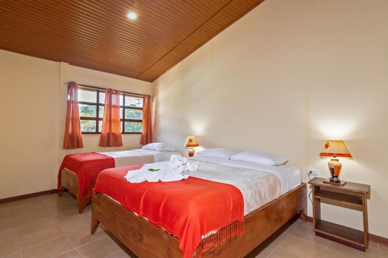 Hotel Casa Madonna Monteverde Bagian luar foto
